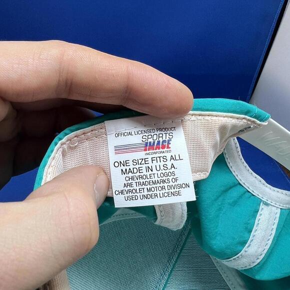 Chevy Thunder Snapback Cap - Retro Style - Picture 7 of 7